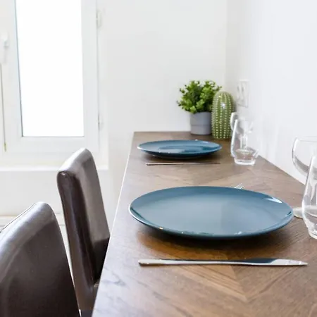 Maxbnb - Climatise - Grand 37m2 & Terrasse 30m2 - Est * Toulon